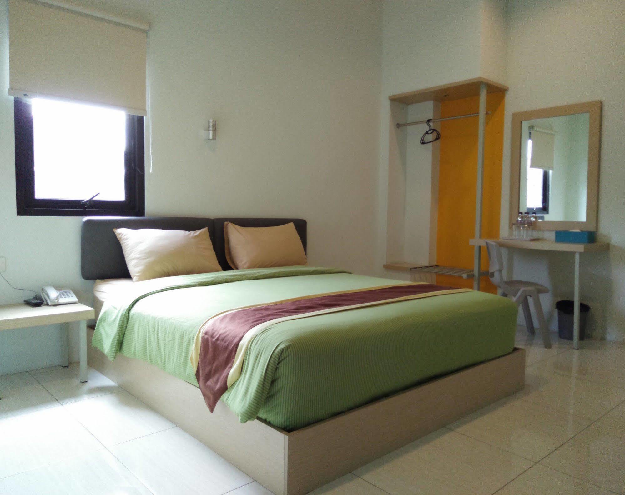 Sentra 3* Bandung